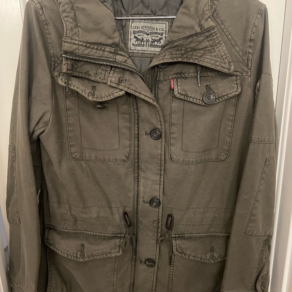 Levi’s Army Green Canvas Utility Jacket. New with tags. Size Medium